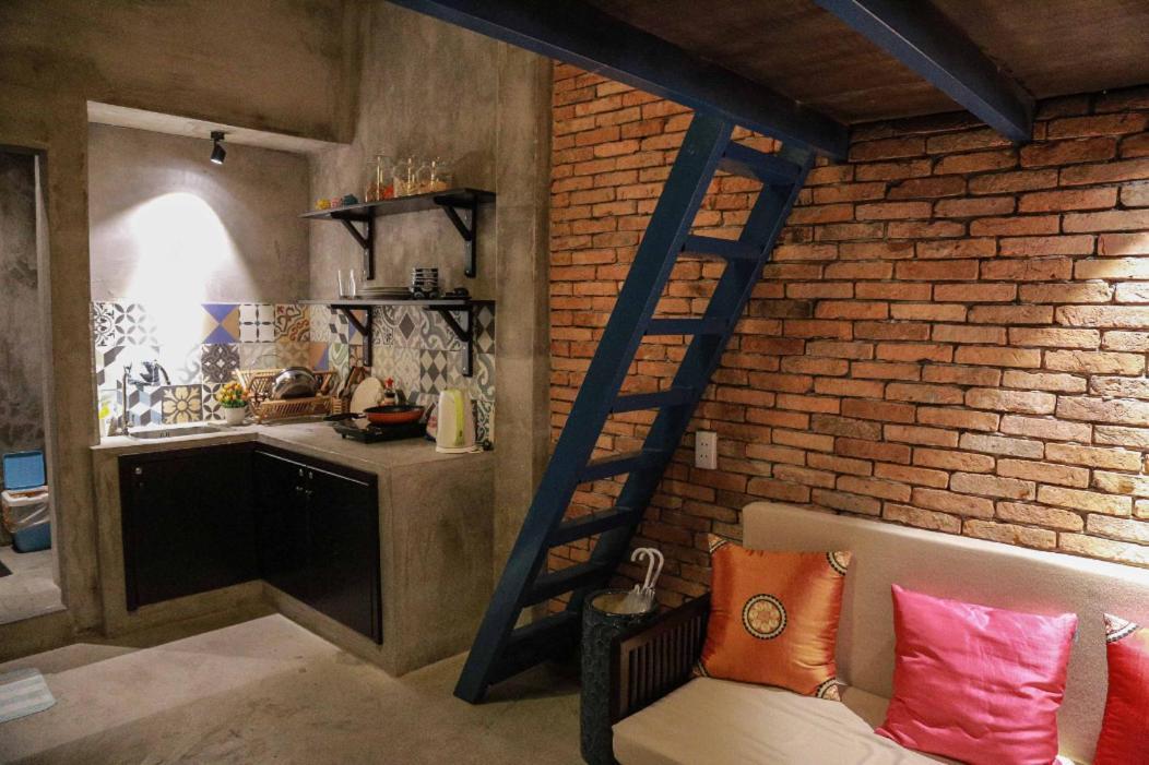 Stay&Chill - S.1: Ancient Studio Nearby Bui Vien Ho Chi Minh City Exterior photo