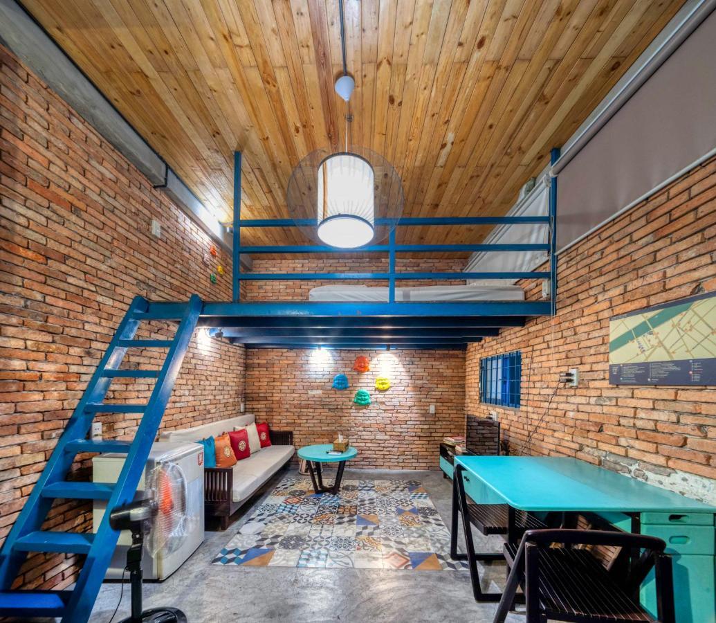 Stay&Chill - S.1: Ancient Studio Nearby Bui Vien Ho Chi Minh City Exterior photo