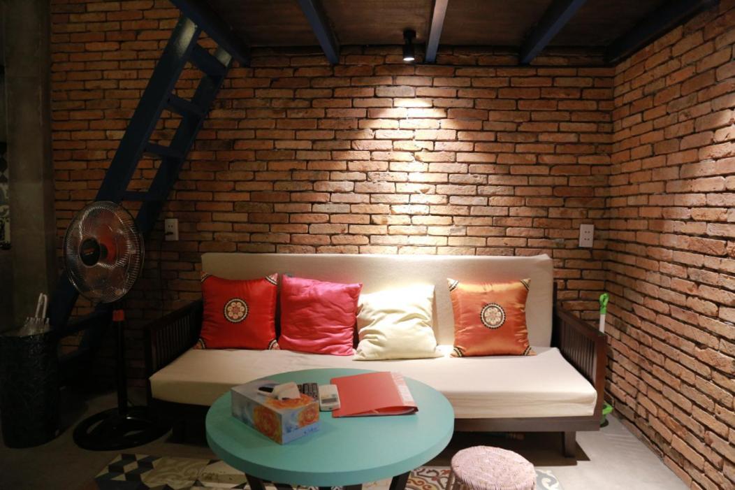Stay&Chill - S.1: Ancient Studio Nearby Bui Vien Ho Chi Minh City Exterior photo
