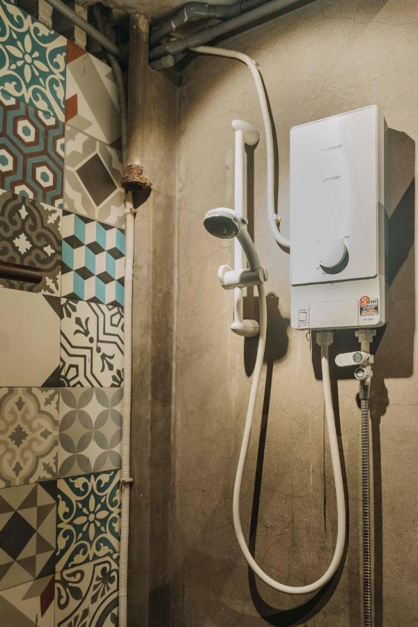 Stay&Chill - S.1: Ancient Studio Nearby Bui Vien Ho Chi Minh City Exterior photo