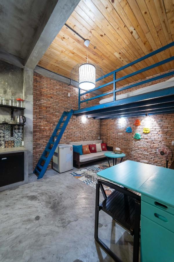 Stay&Chill - S.1: Ancient Studio Nearby Bui Vien Ho Chi Minh City Exterior photo